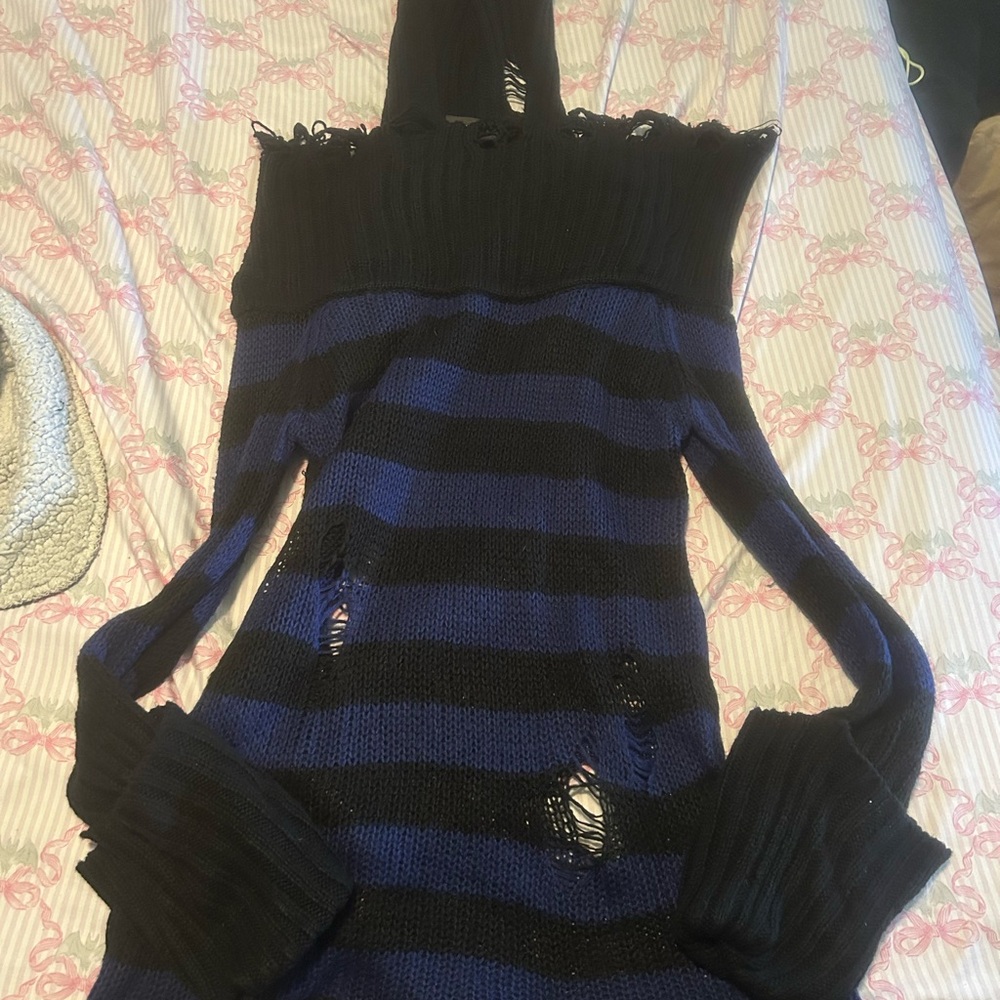 Killstar blue distressed hooded sweater large